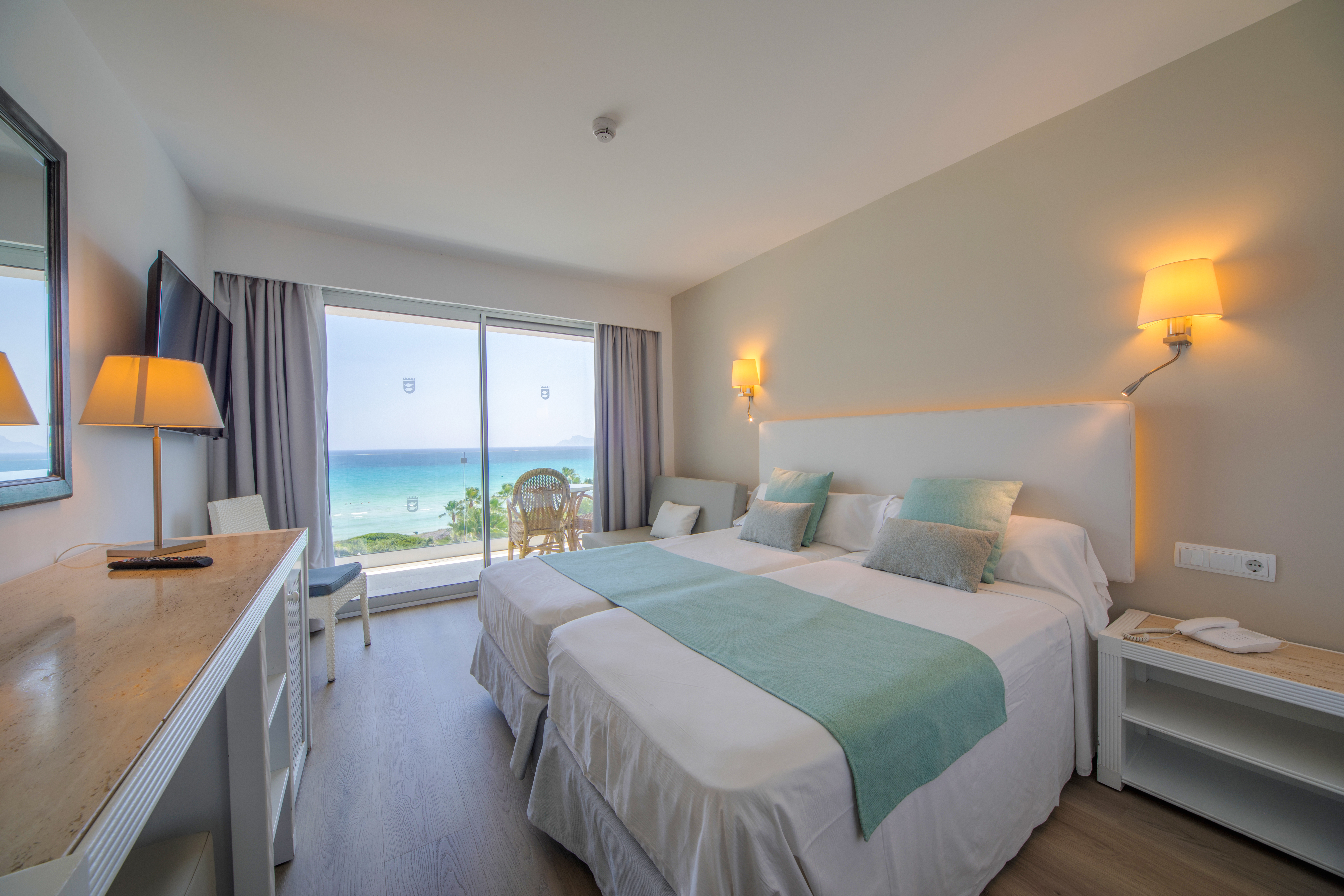 Superior, Single, Double or Twin Bed
