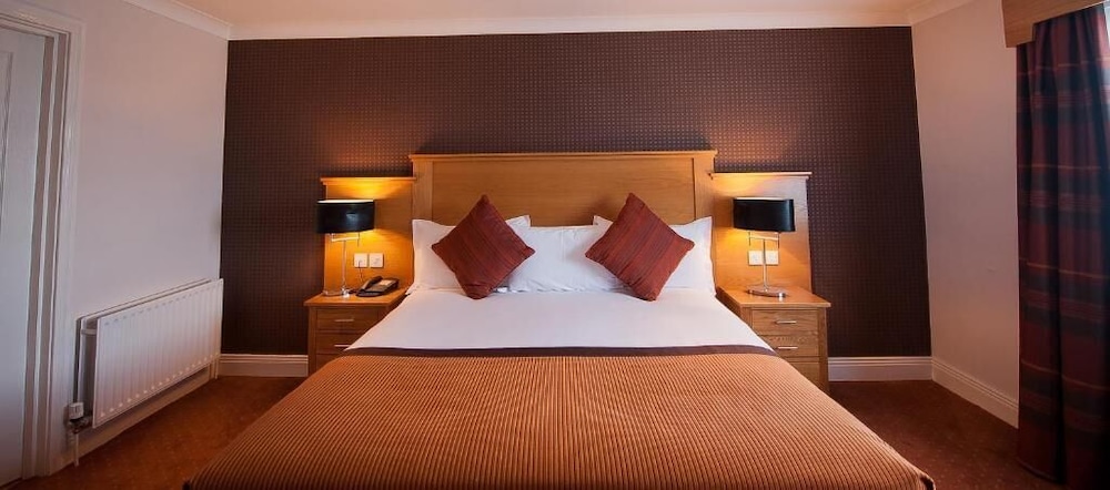 Corr's Corner Hotel 13/42