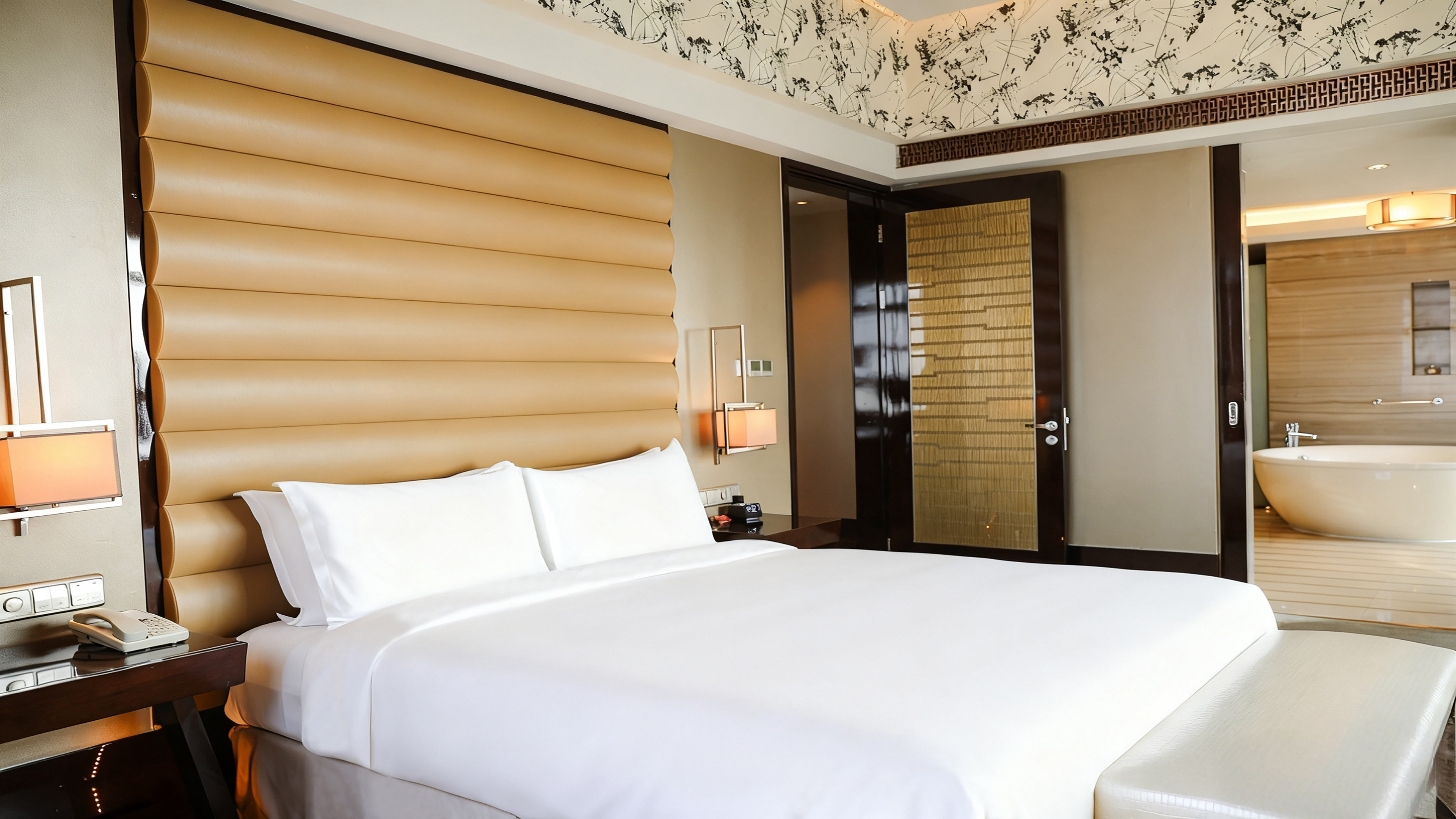 Crowne Plaza Hefei 11/50