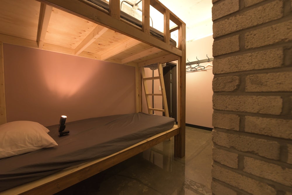 Inno Hostel &amp; Pub Lounge Hongdae 36/65