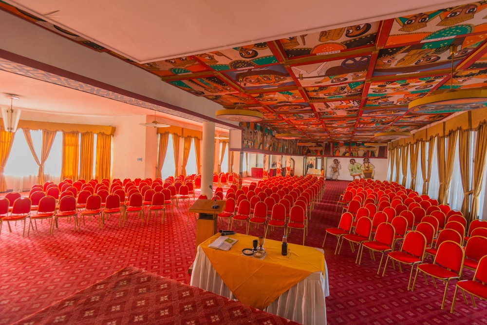 Ghion Hotel 62/69