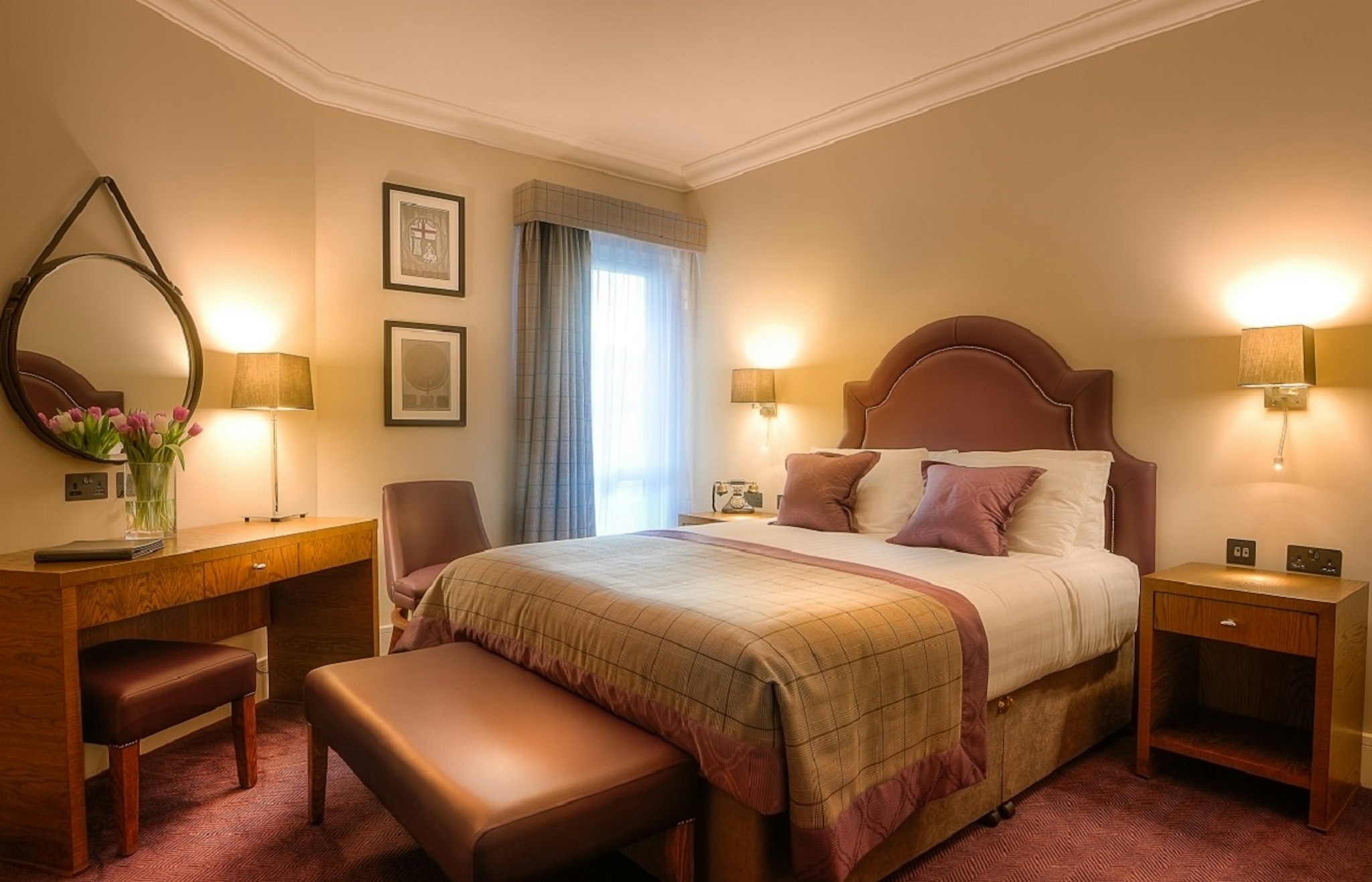 Bishop S Gate Hotel 10/43