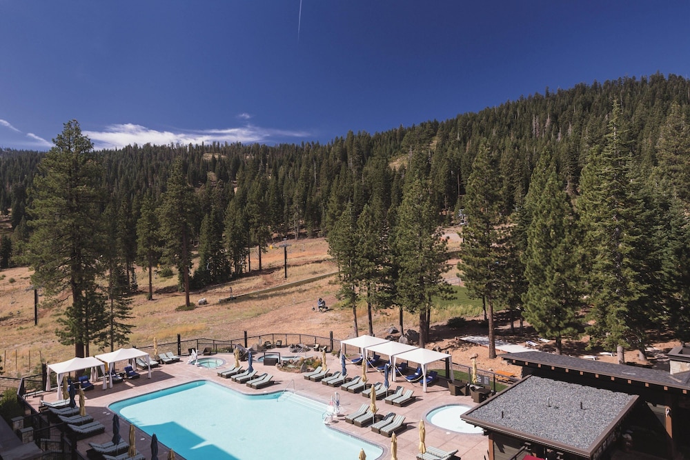 The Ritz Carlton Lake Tahoe 1/58