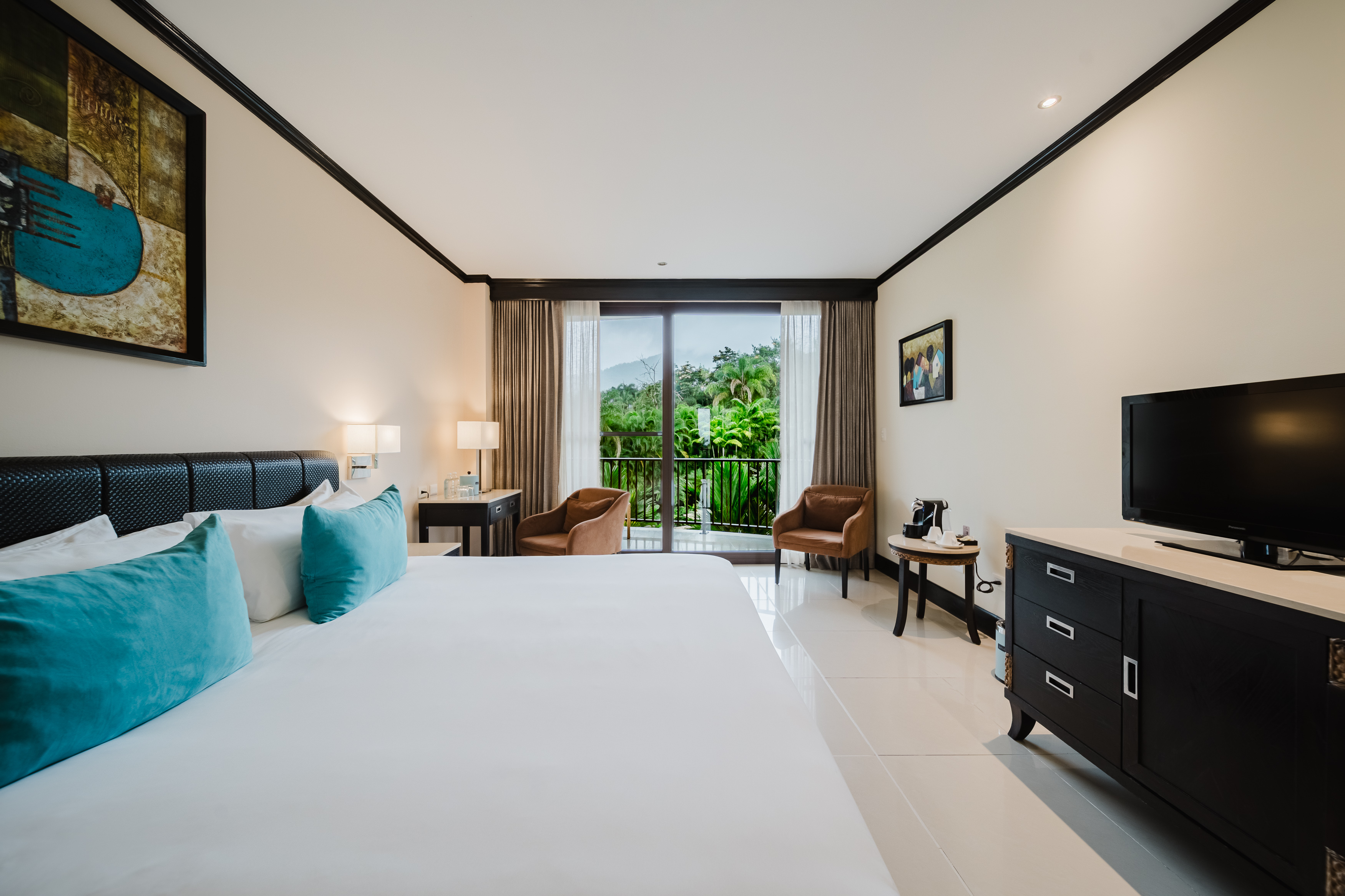 Deluxe, Double Bed
