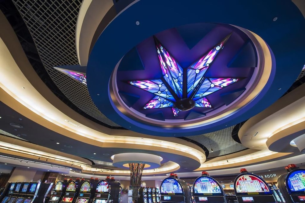CHEROKEE CASINO & HOTEL WEST SILOAM SPRINGS 45/50
