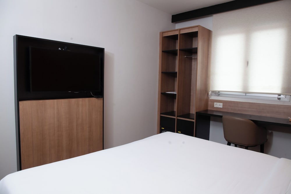 غرفة قياسية، Dunia Hotel Bamako ACI 2000 2/5