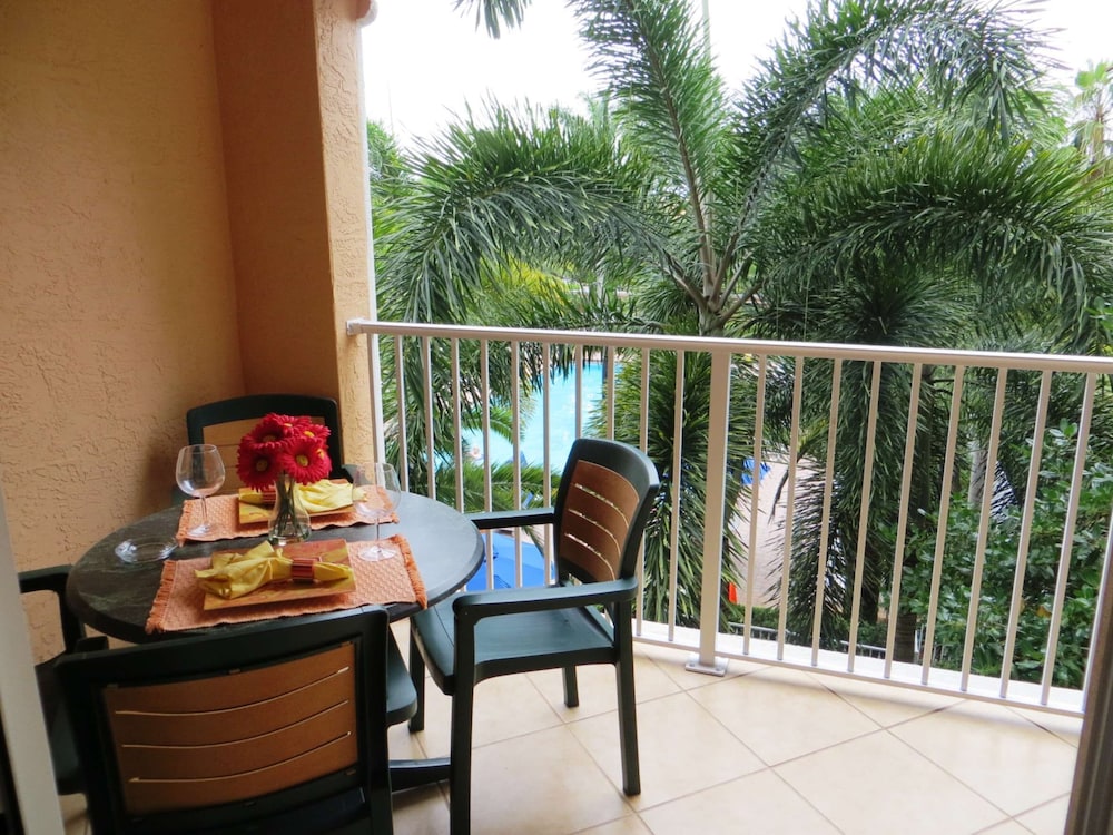 Mizner Place At Weston Town Center 53/69