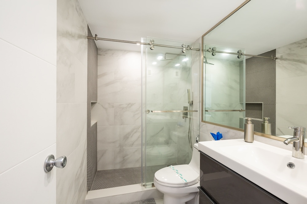 The Tides Ocean Luxury Suites 44/50