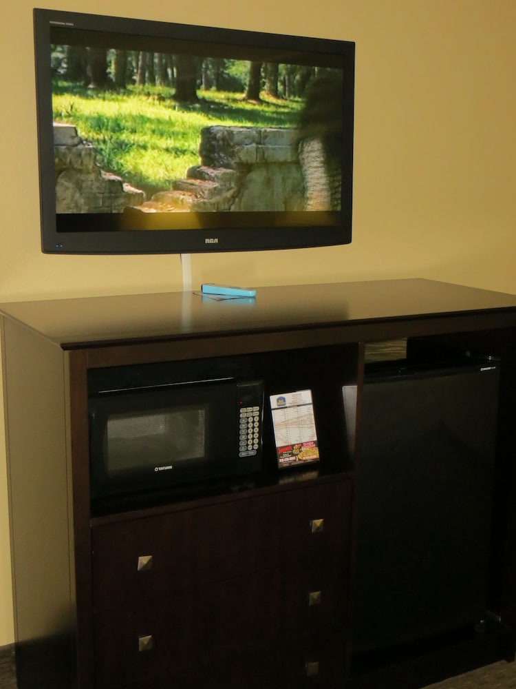 BEST WESTERN NATCHITOCHES INN 10/27