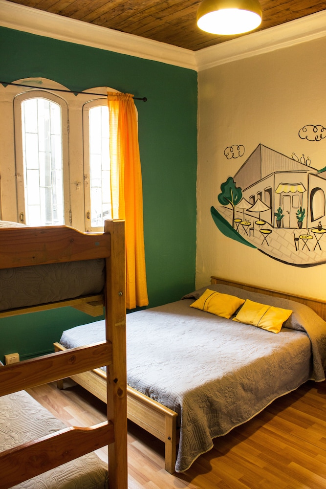 ROOM, QUADRUPLE, PRIVATE BATHROOM