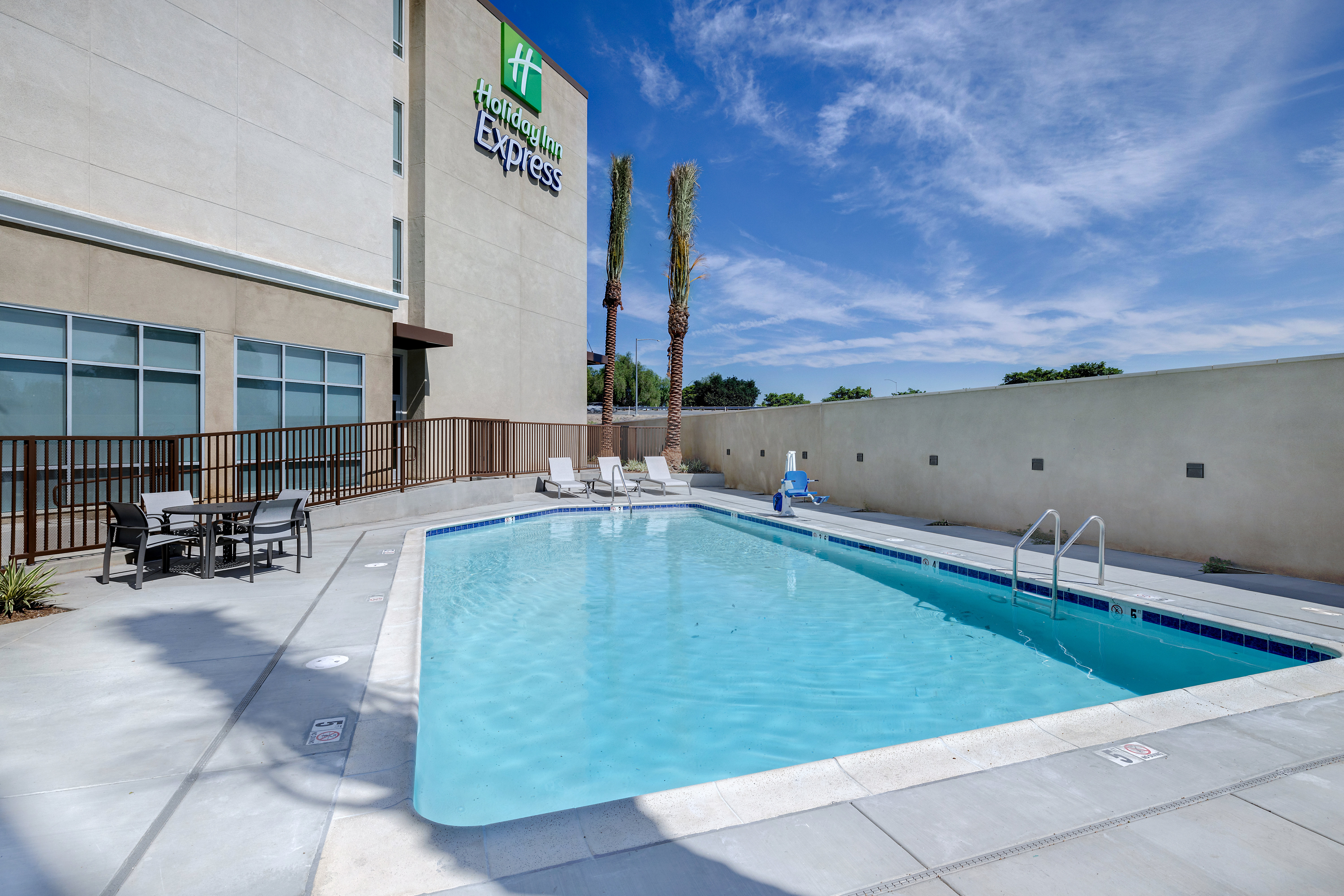 Holiday Inn Express & Suites Chino Hills, an IHG Hotel 24/50