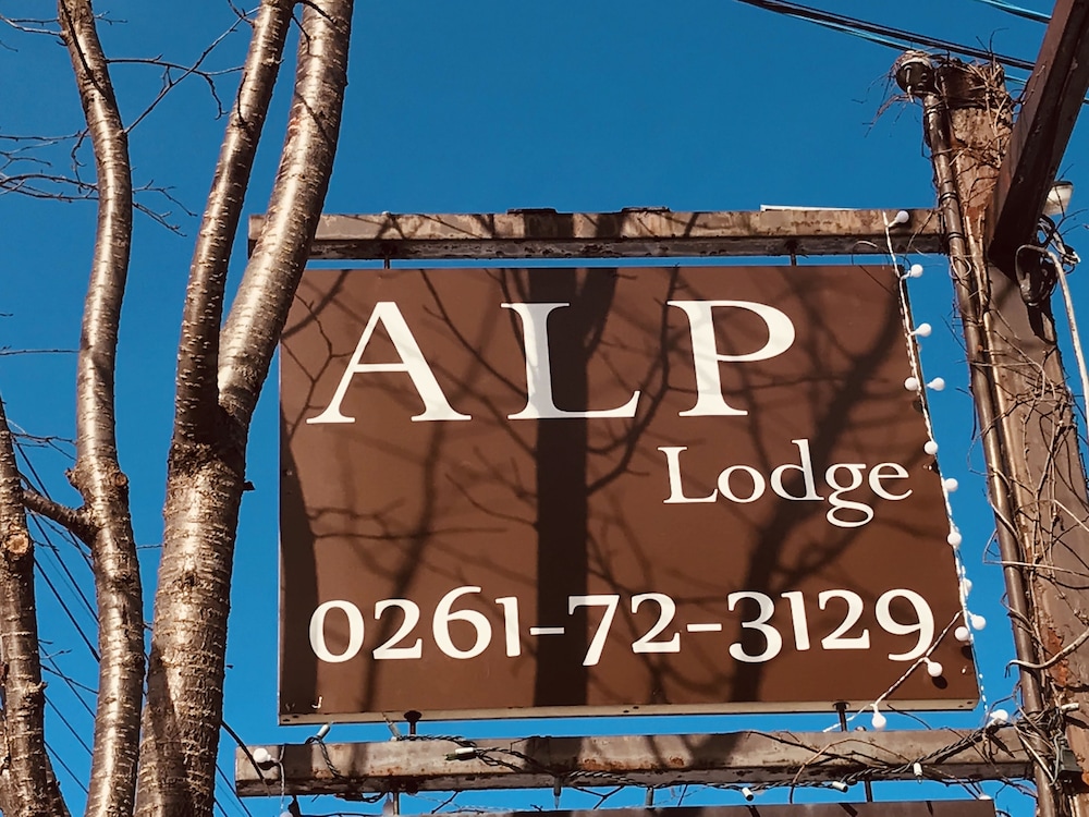 Alp Lodge 23/50