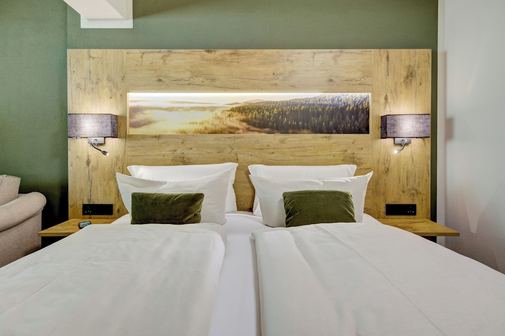 Comfort, King Bed, Hill View, Sofa