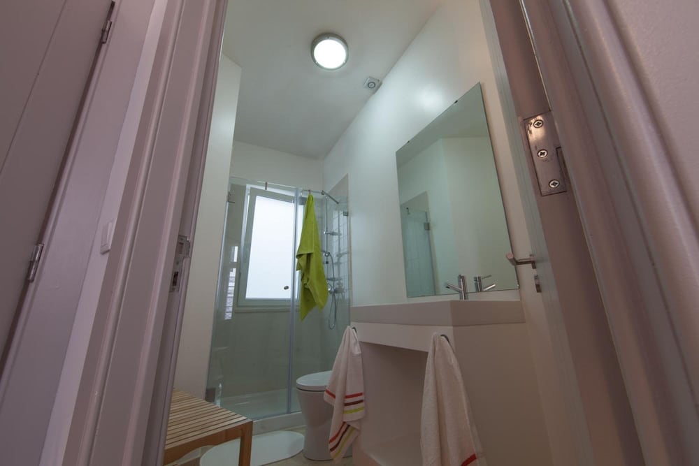 Inn Possible Lisbon Hostel 28/50