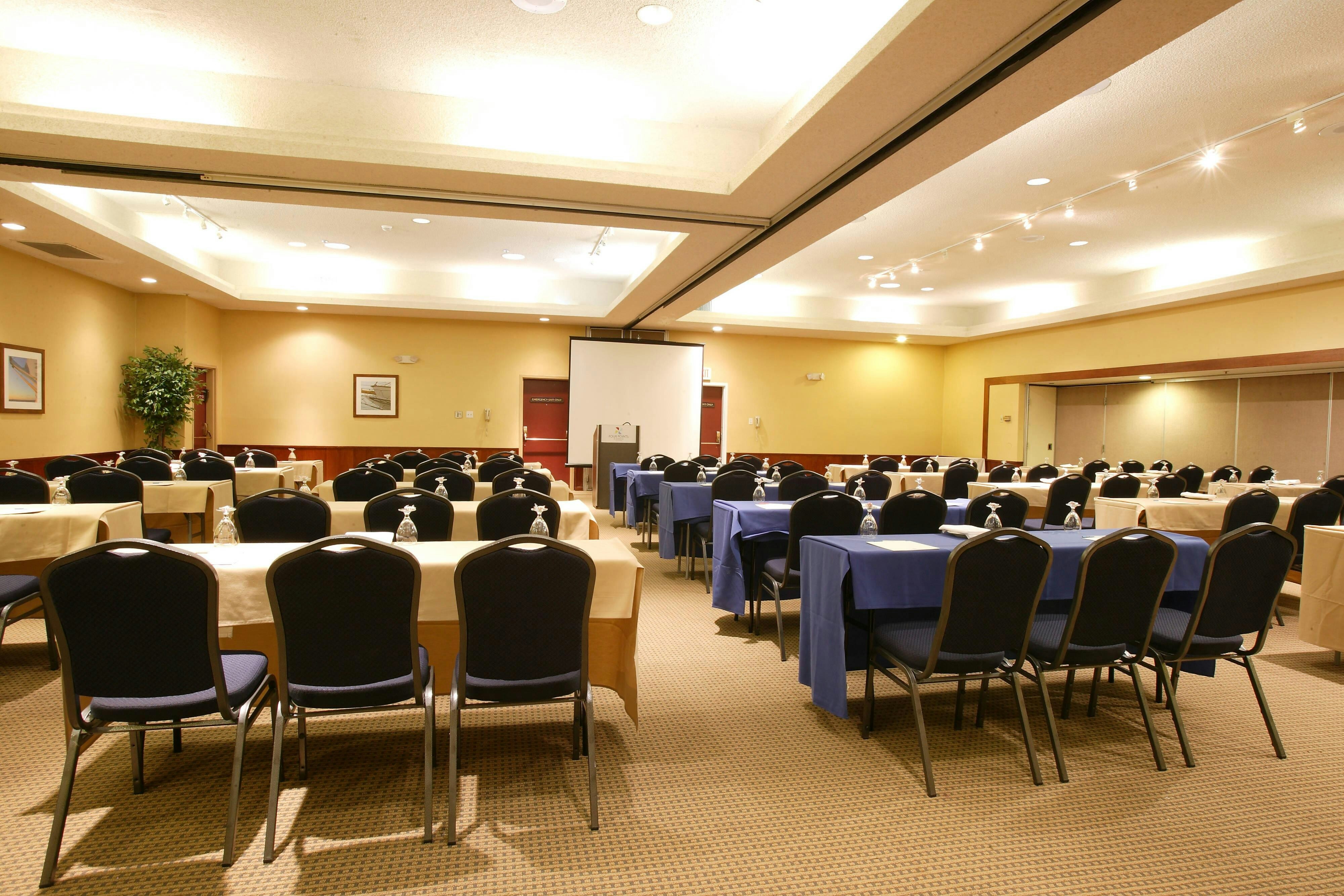 Four Points By Sheraton Ventura Harbor Resort 31/36