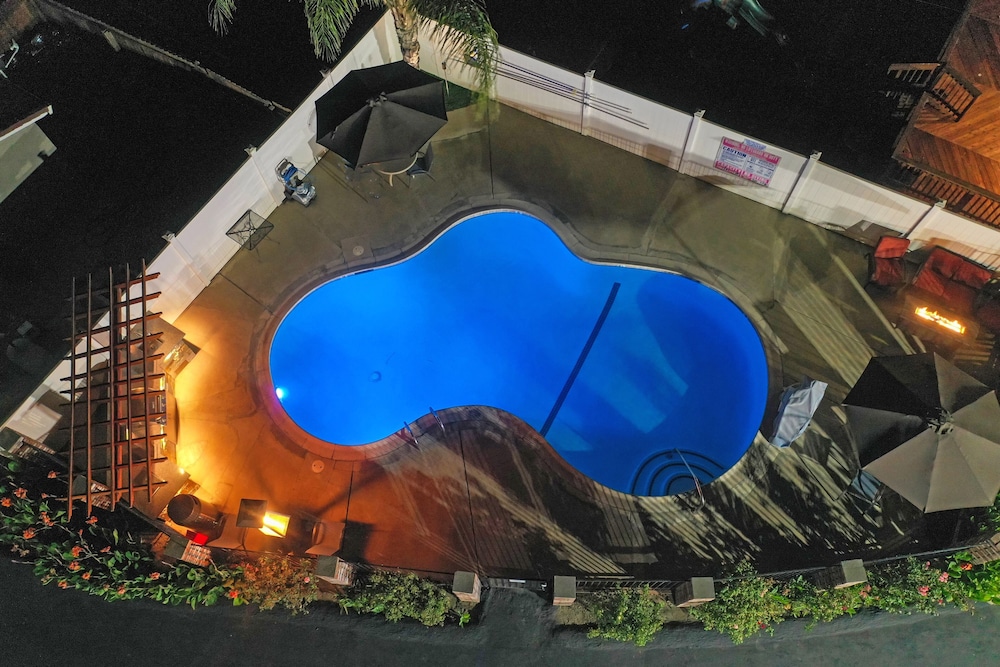 Traveler Apos S Inn 49/52