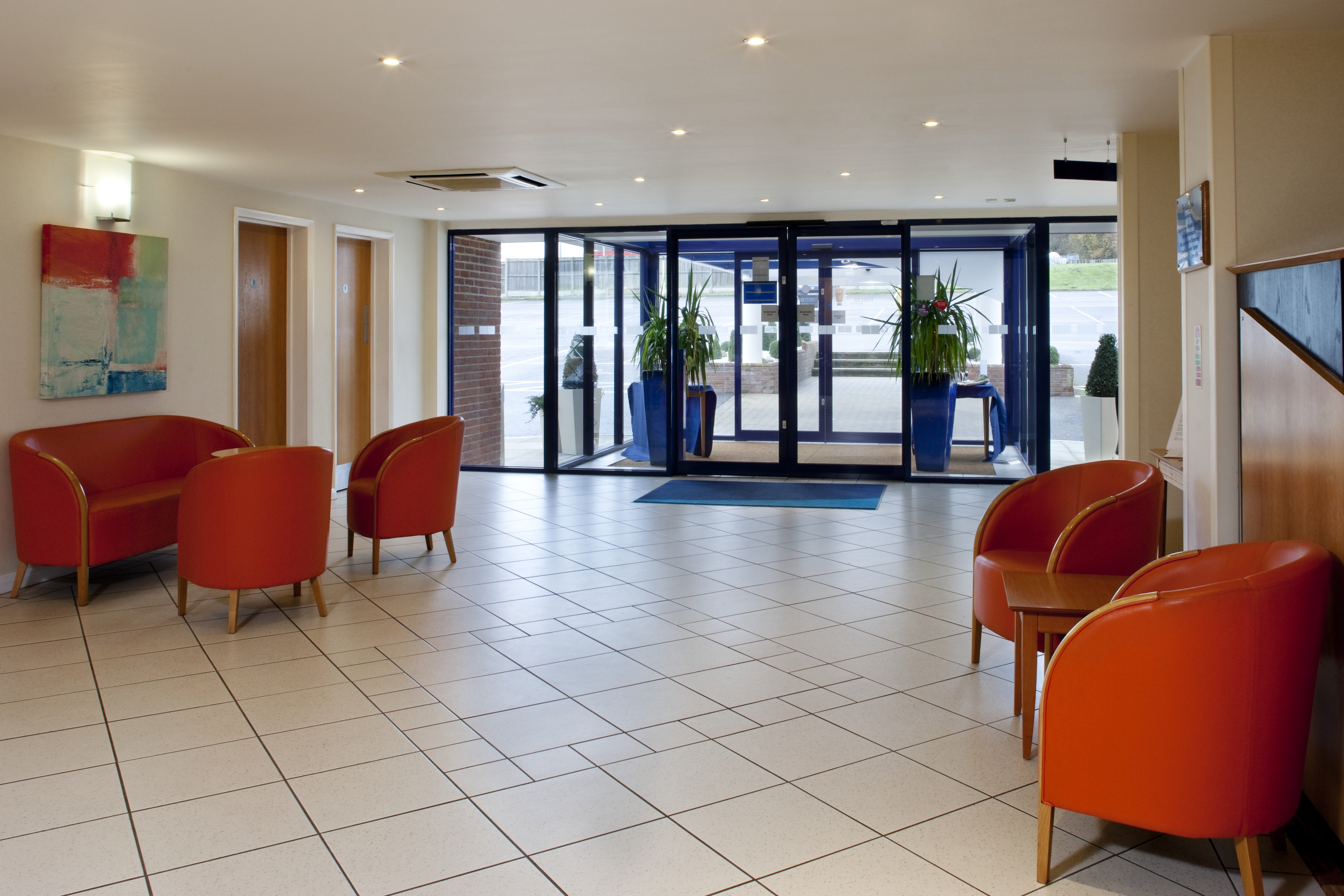 Holiday Inn Express Canterbury 6/19