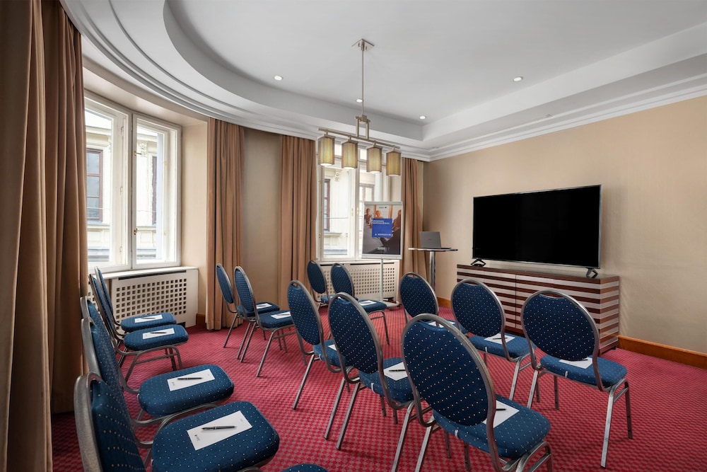 Radisson Blu Style Hotel 70/79
