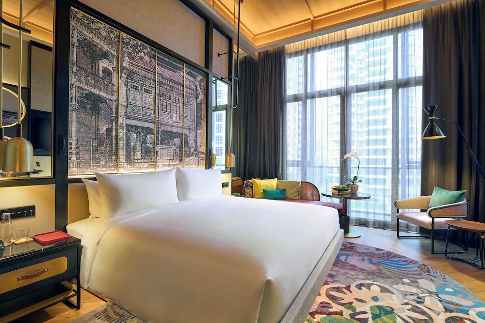DELUXE, KING BED, BALCONY