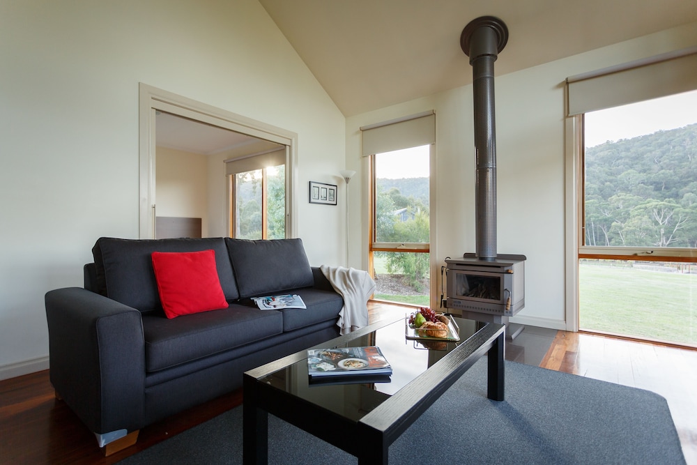 Yering Gorge Cottages 36/62