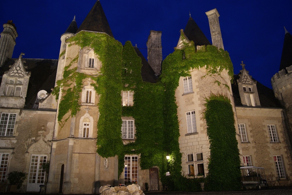 CHATEAU DES SEPT TOURS 67/72