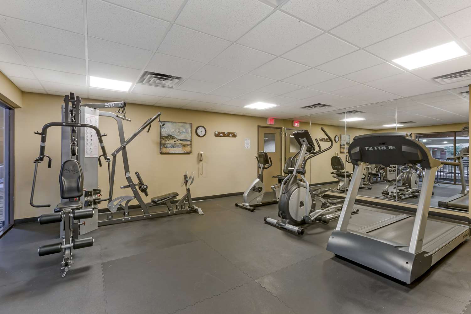 Best Western Plus Raton Hotel 28/43