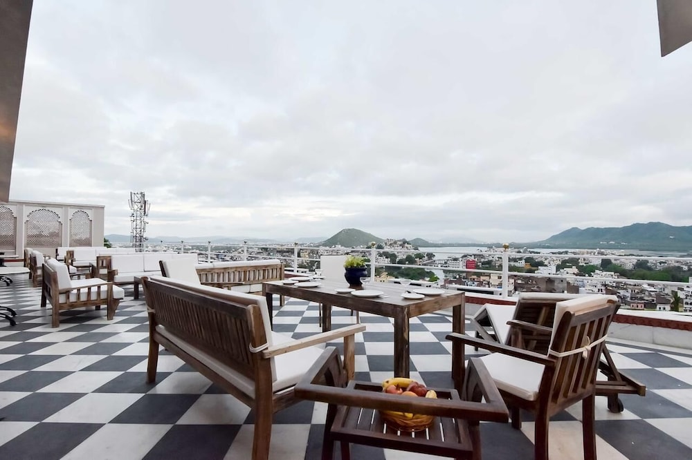 Raj Kuber Udaipur 26/33