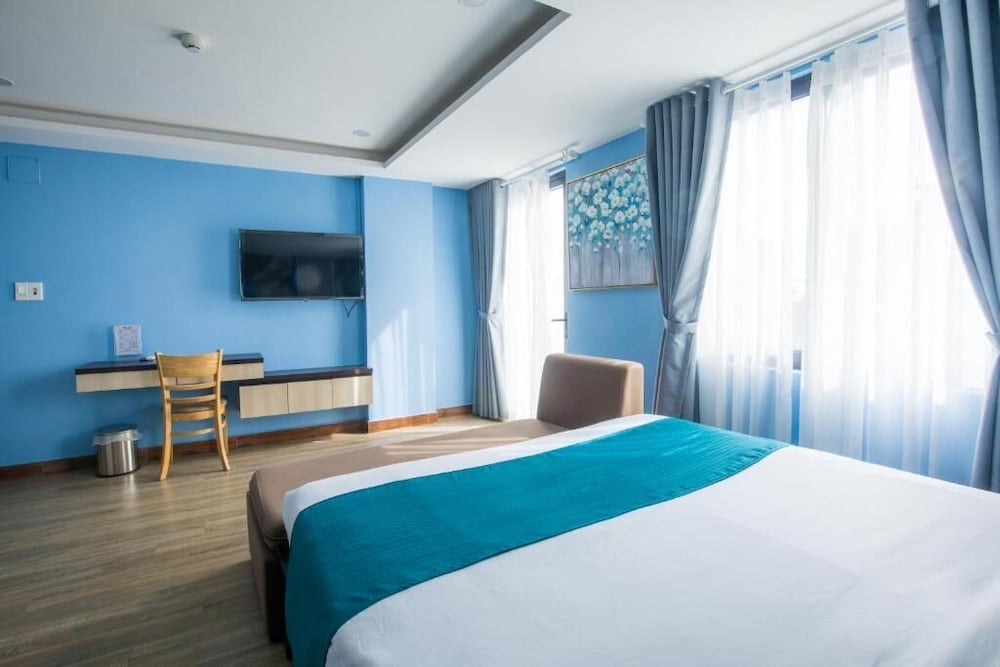 Manchester Hotel & Apartment 30/41