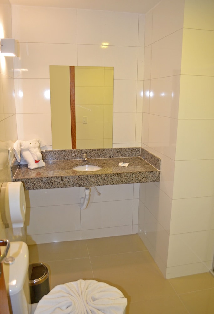 Pontal Praia Hotel 26/61
