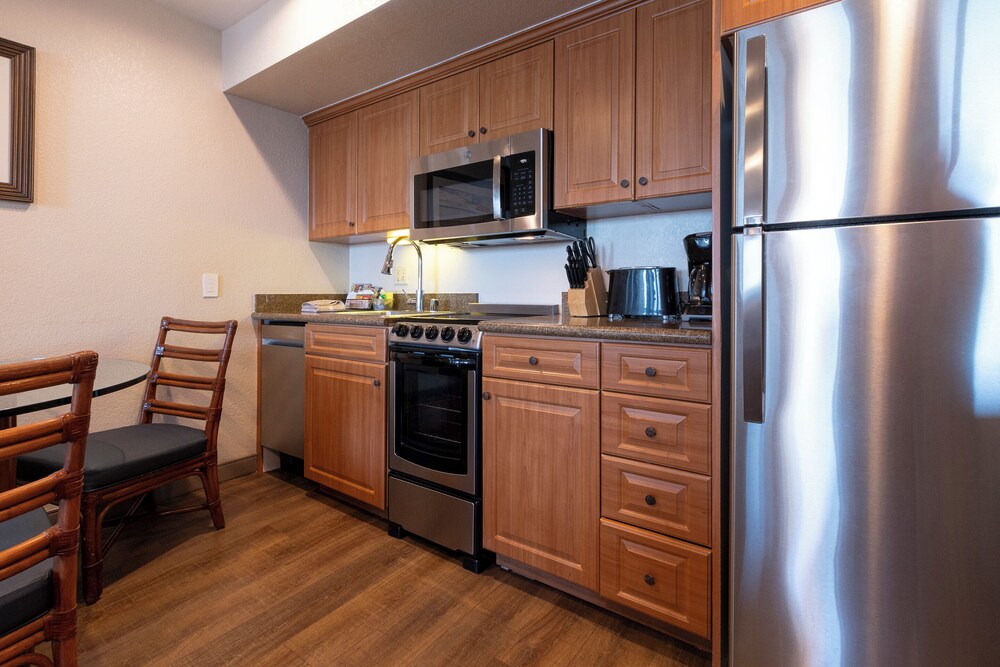 San Clemente Cove 26/55