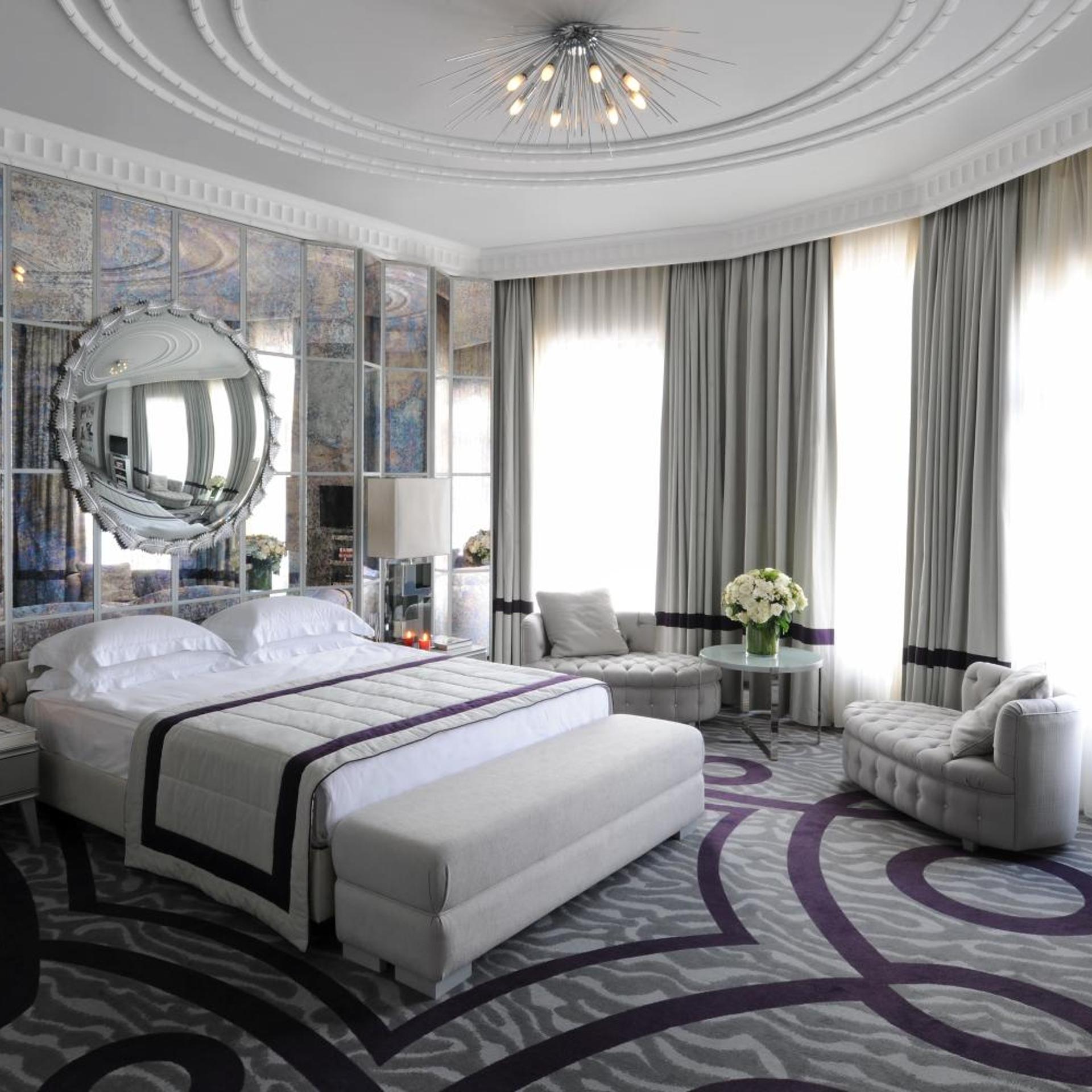 Executive, Suite, Double Bed, Square View