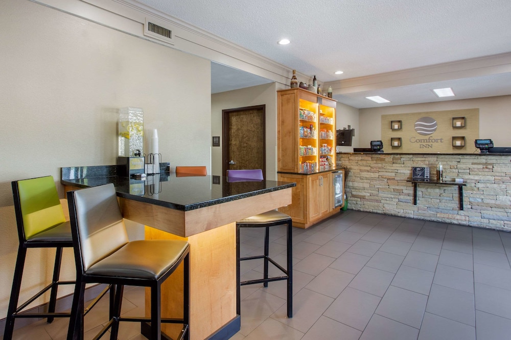 Comfort Inn Asheville East-Blue Ridge Pkwy Access 29/39