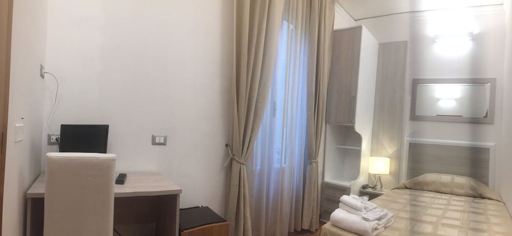 Hotel Alinari 23/42
