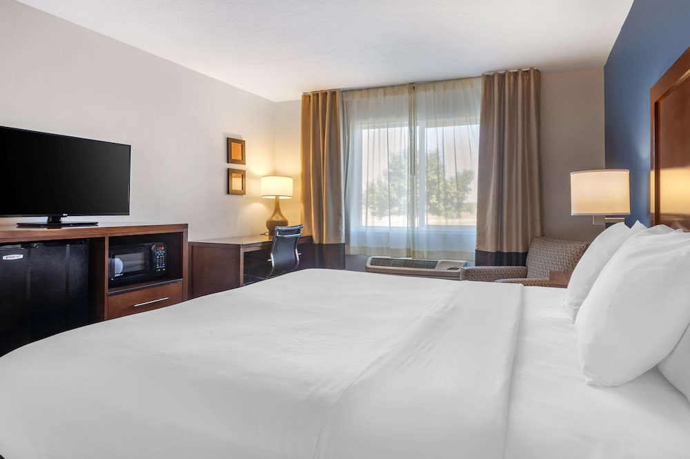 غرفة قياسية بسرير كينج، Comfort Inn & Suites Beaver - Interstate 15 North 2/5