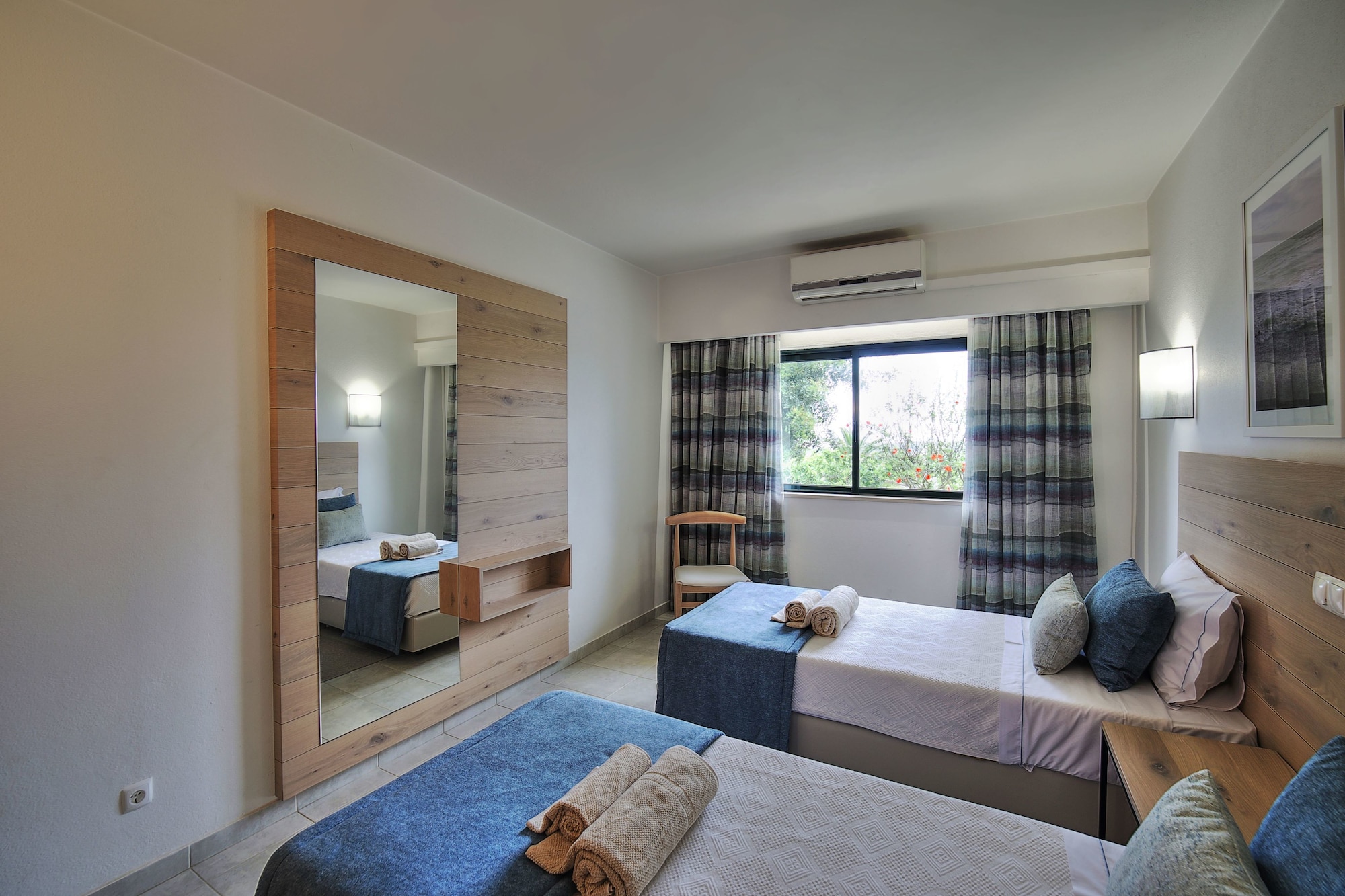 1 BEDROOM, SUPERIOR, APARTMENT