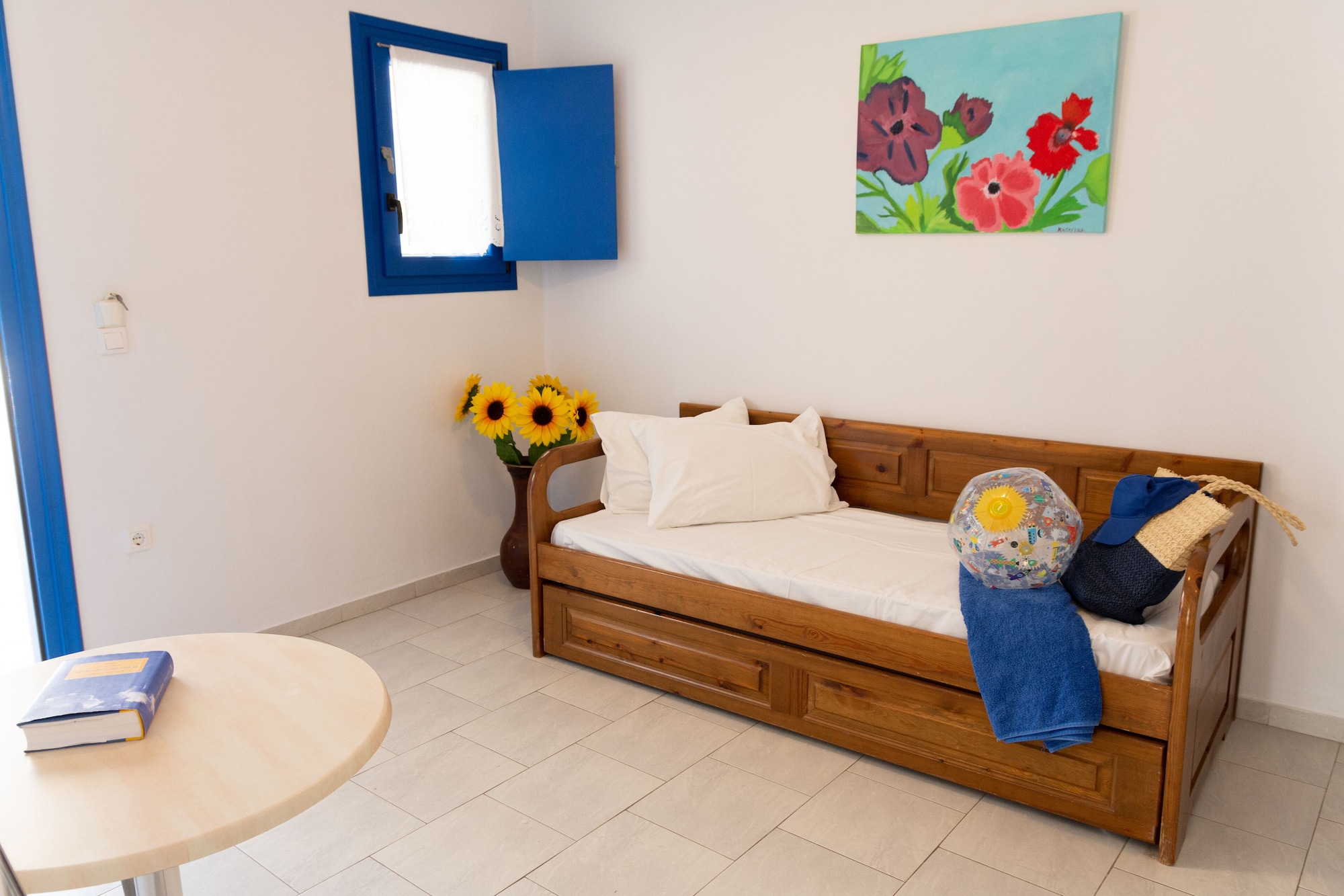 1 BEDROOM, SEA VIEW