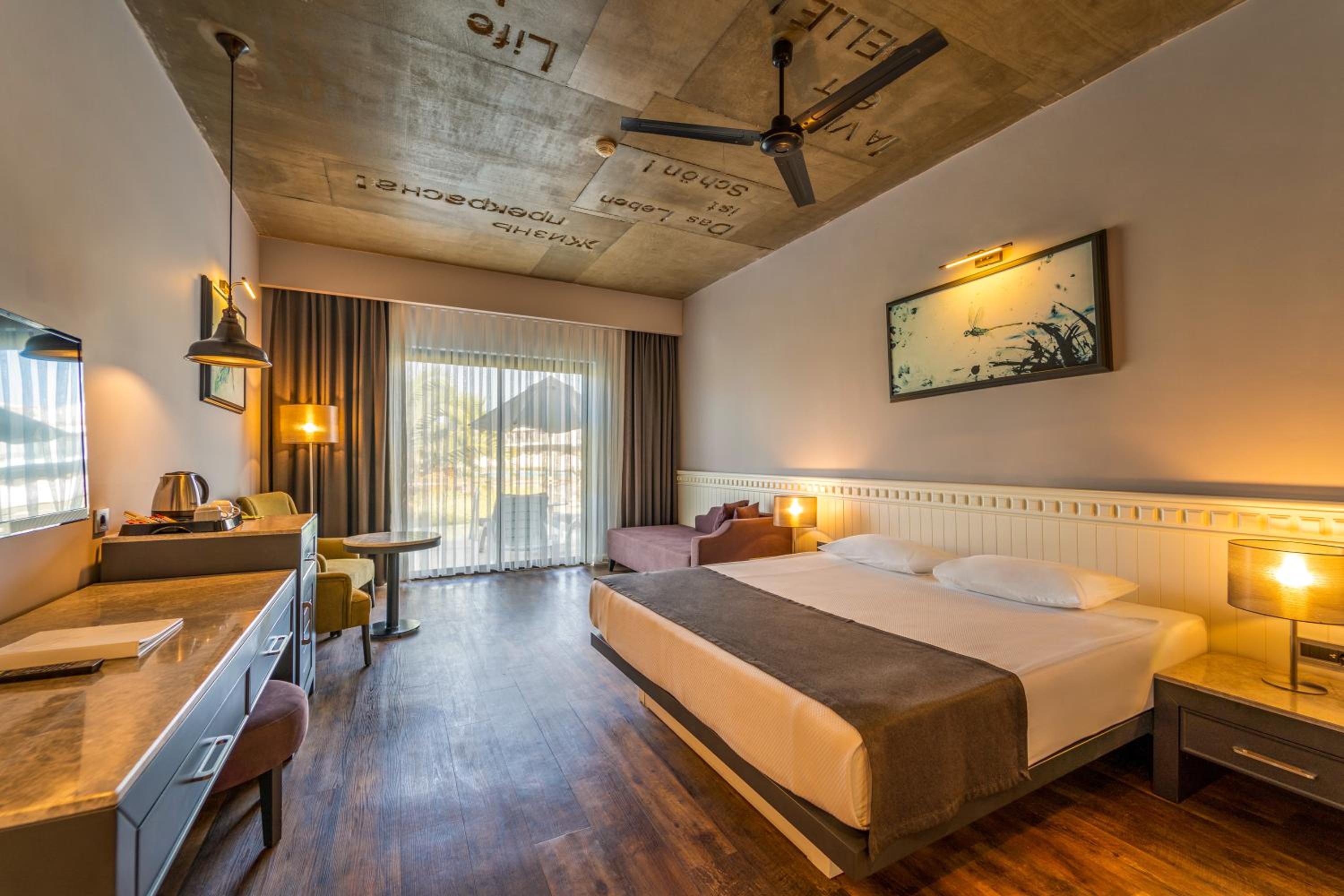 Room, Triple, Pool Access