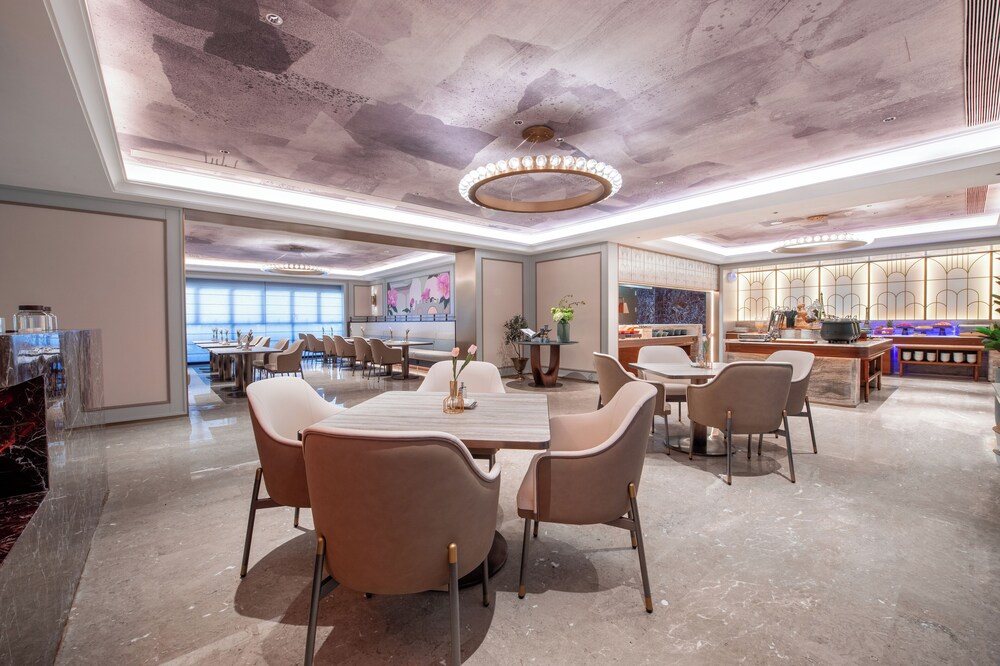 Mercure Chongqing Times Paradise Walk 41/50