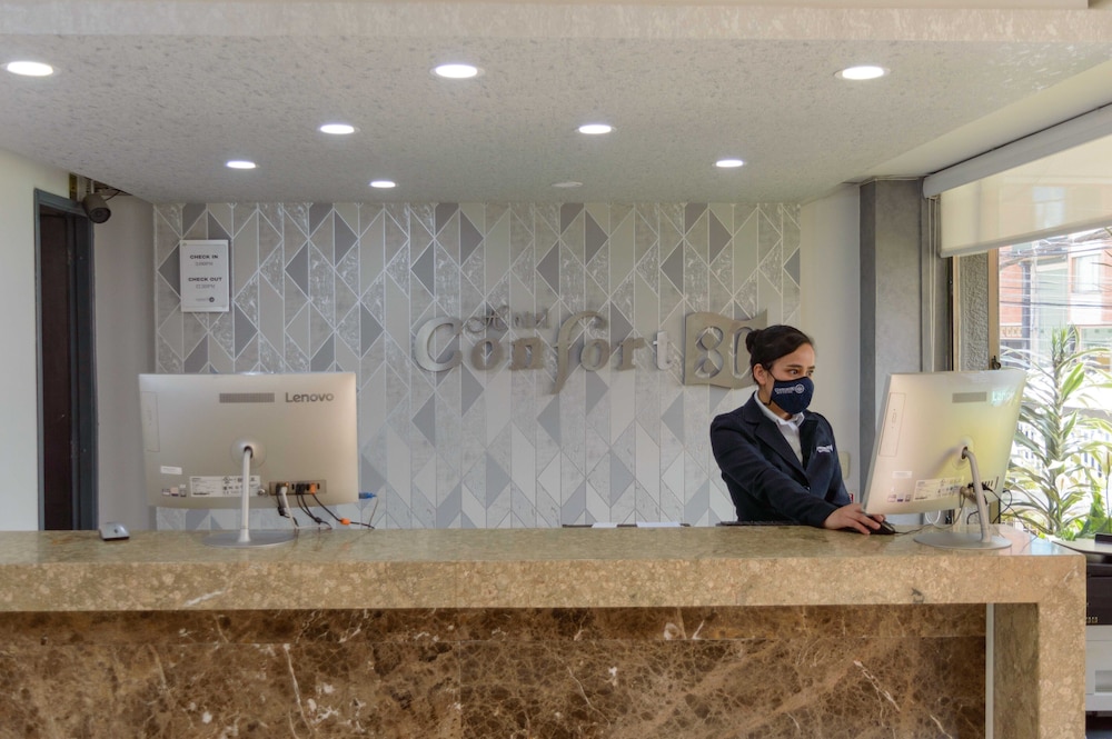 Confort 80 Zona Rosa Hotel 4/70