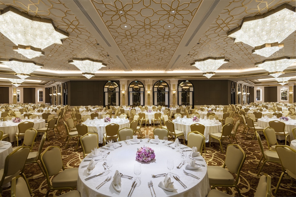 Ezdan Palace Hotel 49/59