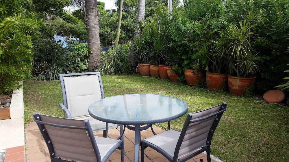 Rose Bay Resort 3/70