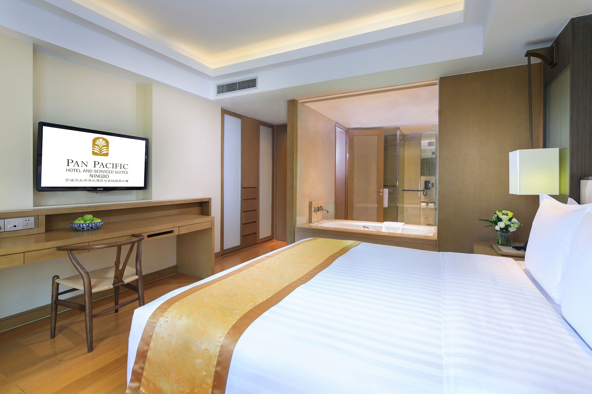 2 Bedrooms, Suite, 1 King and 1 Single Beds