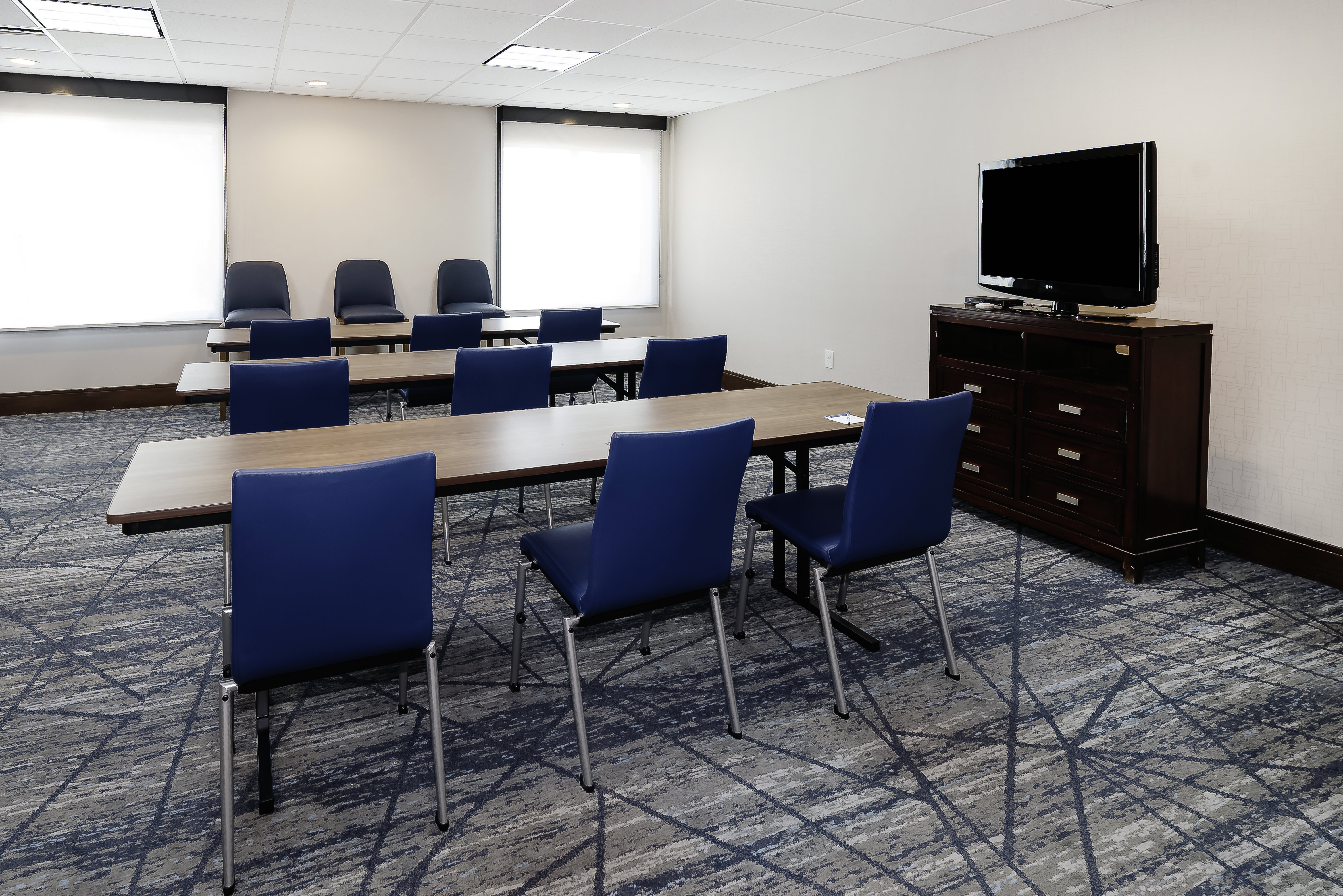 Holiday Inn Exp Walterboro 64/77