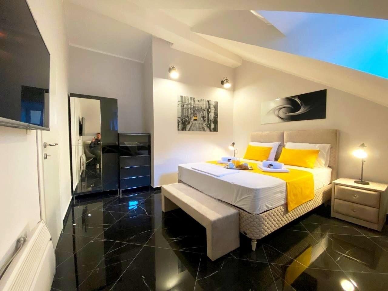 2 Bedrooms, Exclusive, Apartment, 1 Single and 2 Queen Beds