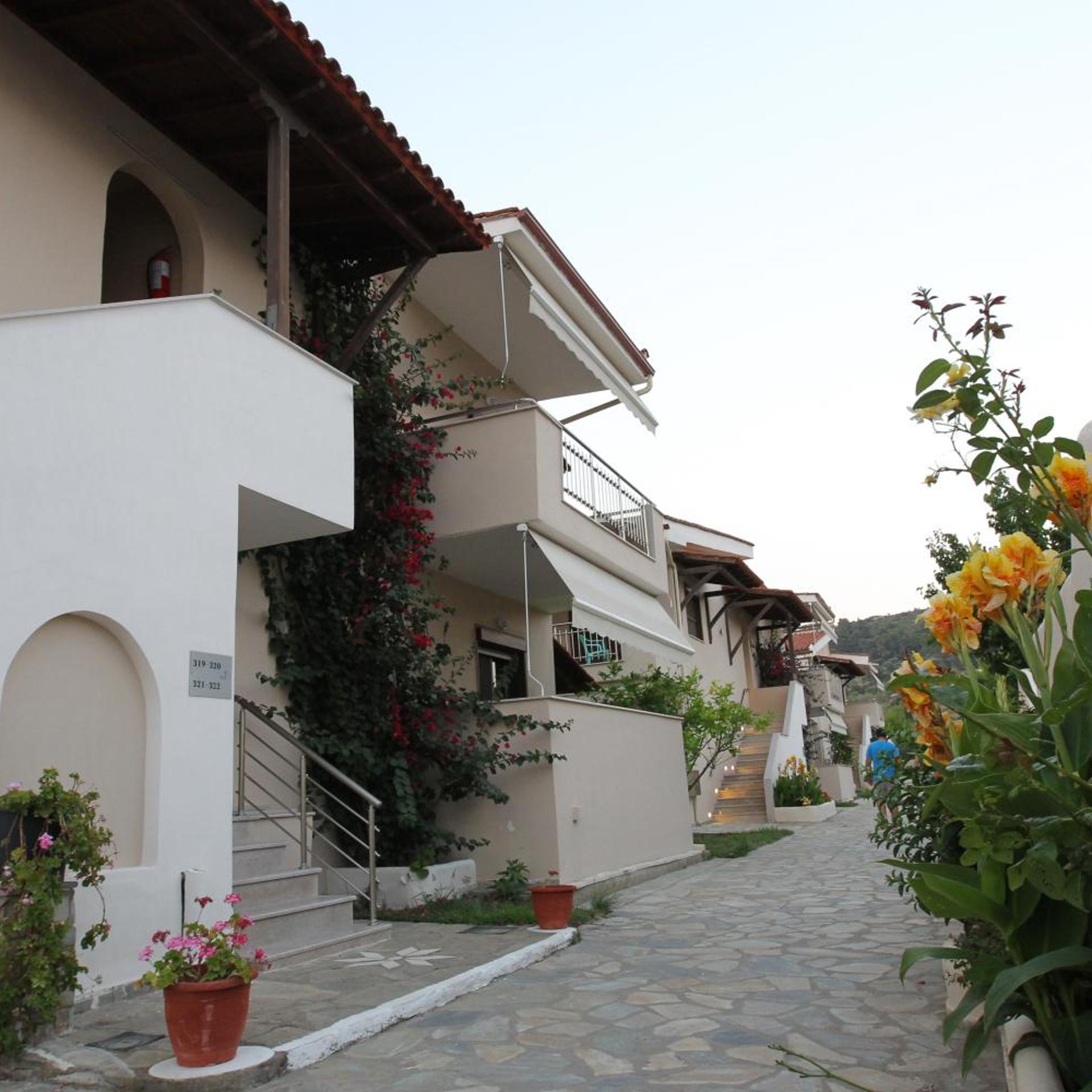 Meliton Inn Hotel & Suites 2/57
