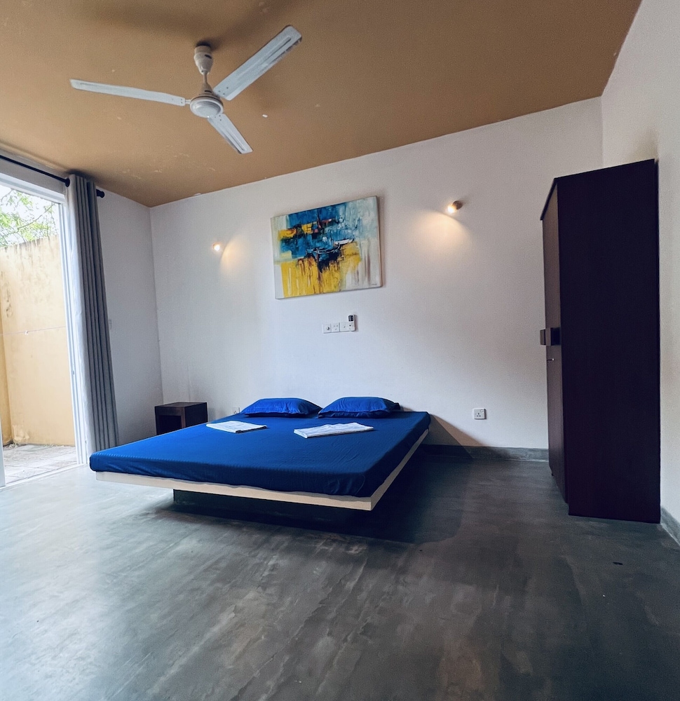 My Hostels Mirissa 12/31
