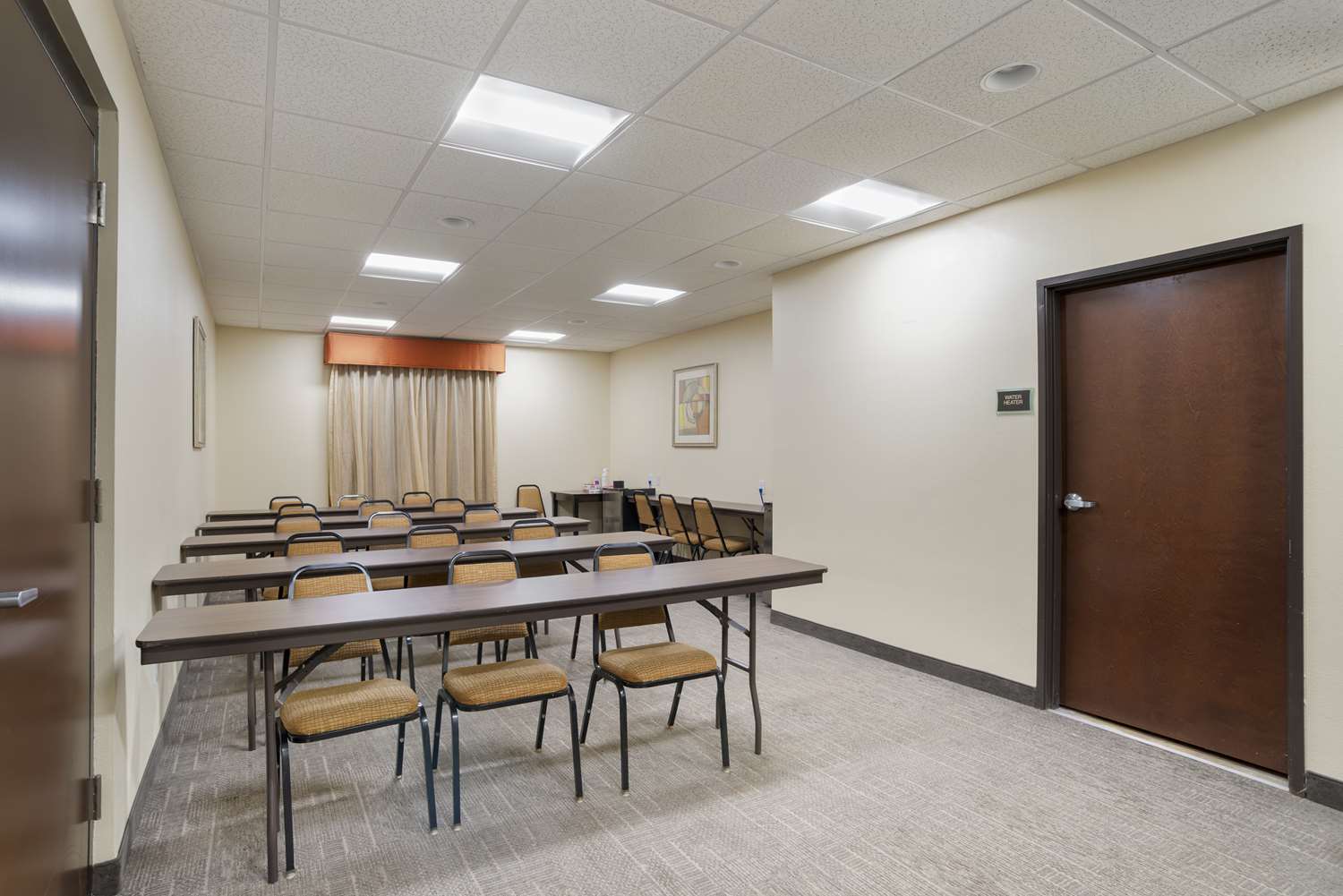Best Western Plus Flowood Inn & Suites 35/39