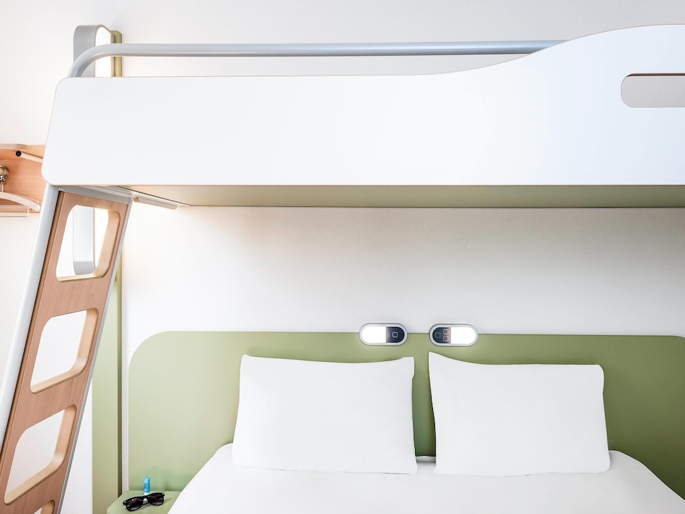 Ibis Budget Santeny 41/71