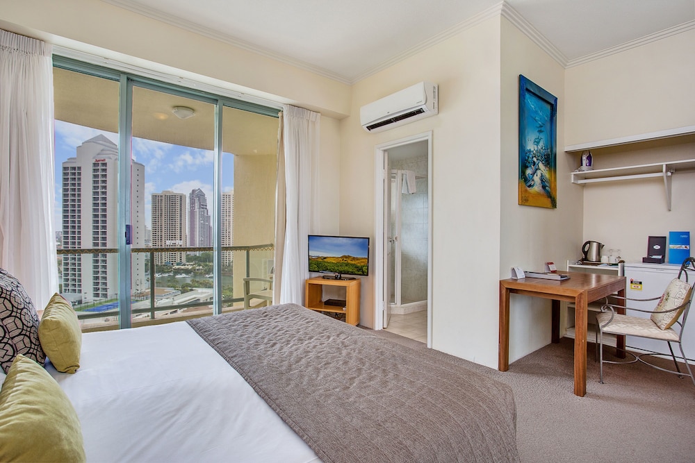 Mantra Sun City Surfers Paradise 22/64