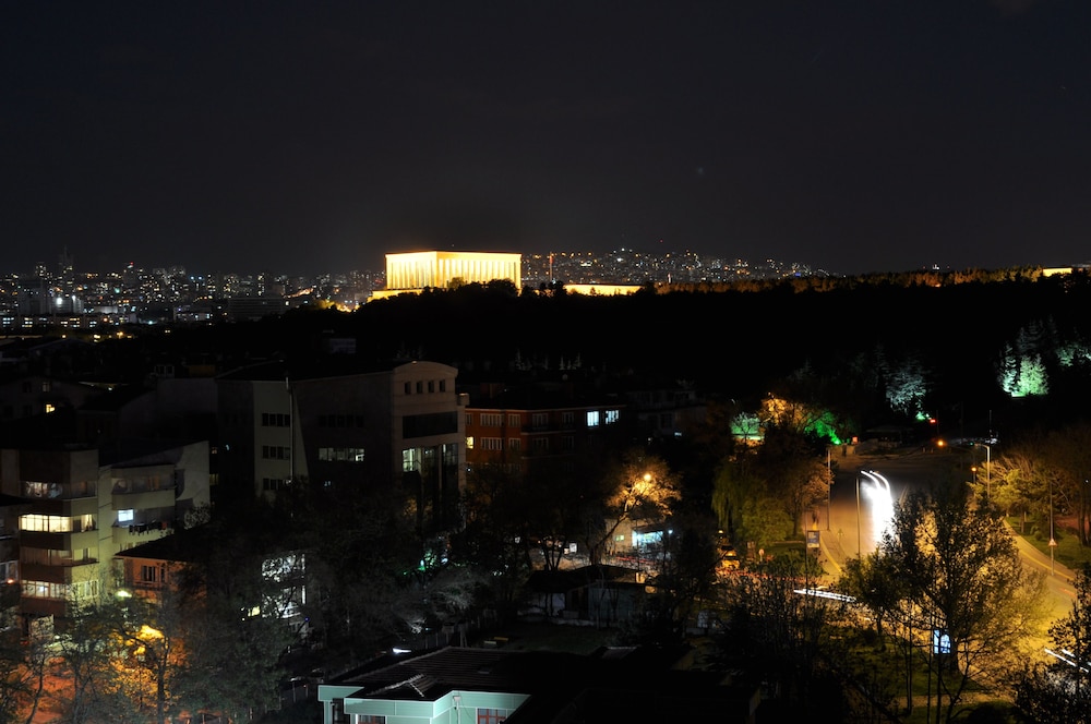 Barcelo Ankara Altinel 6/48